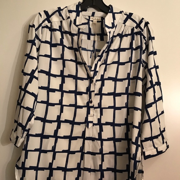 Women’s blouse with long sleeves - Picture 2 of 5